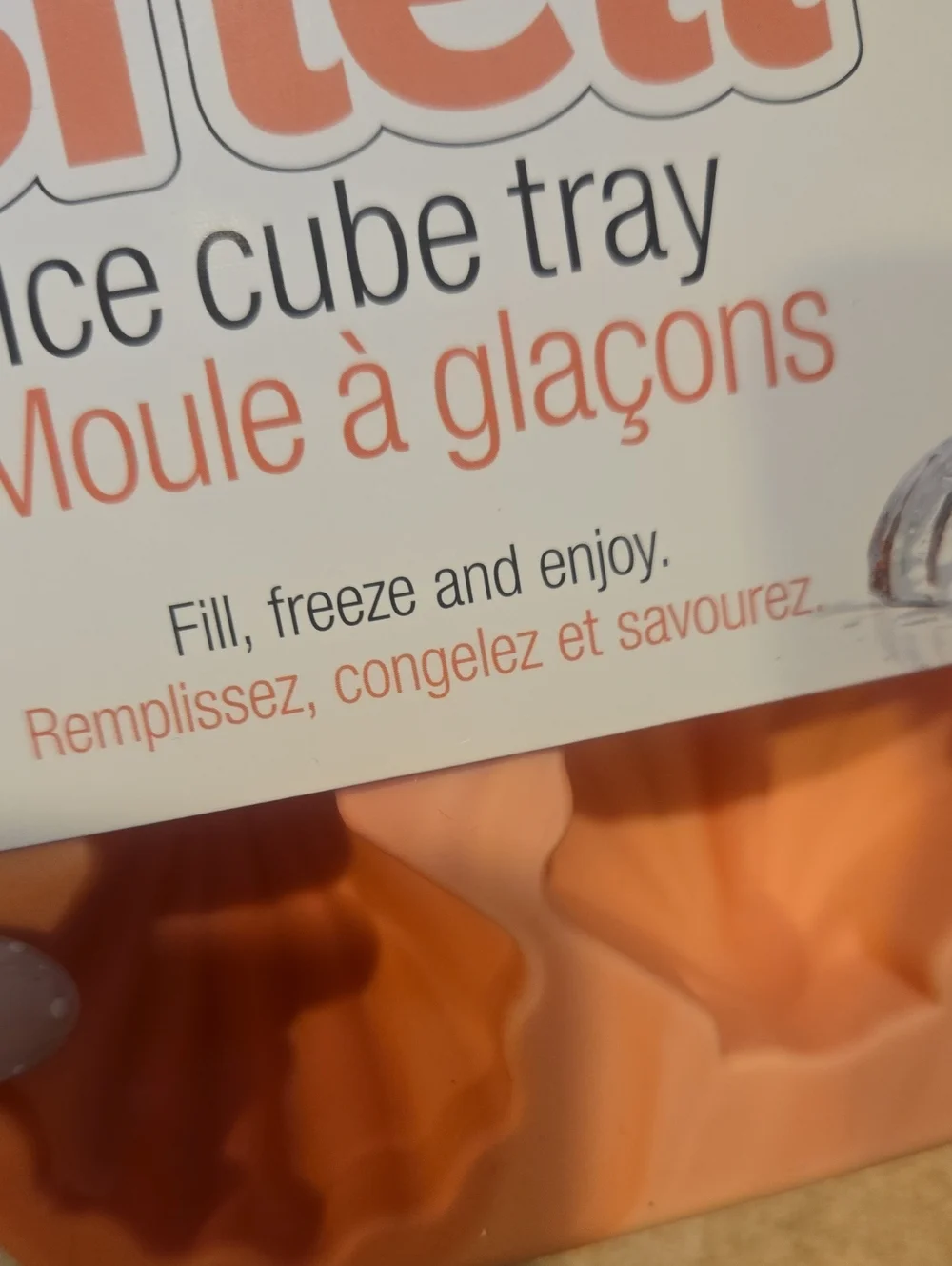 New Joie Sea Shell Ice Cube Tray
